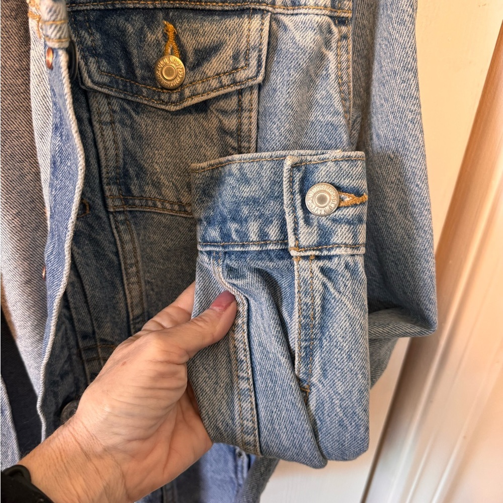 NWTS Old Navy Women's Light Blue Jean Jacket Classic Button Up Size Small - Picture 7 of 13
